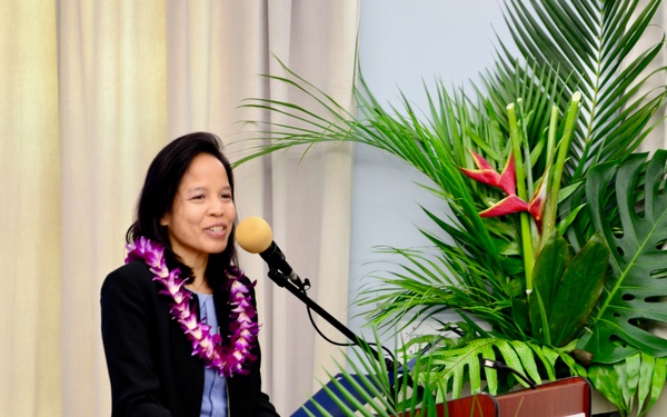Leah Belmonte gives remarks on behalf of Gov. David Ige