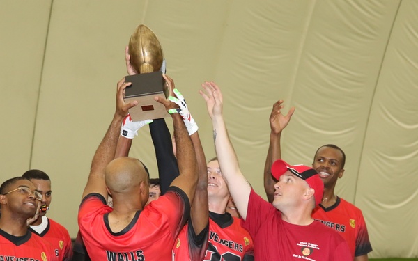 101st AIRBORNE DIVISION: TITANS MILITARY BOWL  Salute to Service: 101st Soldiers square off on gridiron