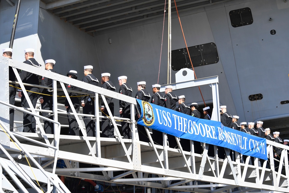 USS Theodore Roosevelt (CVN 71)