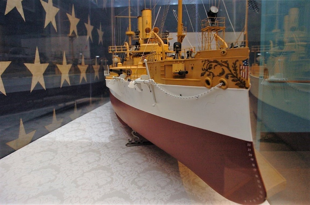 USS Maine (ACR 1) builders model