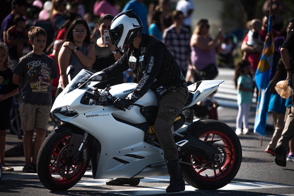 Kadena hosts Veteran's Day Parade
