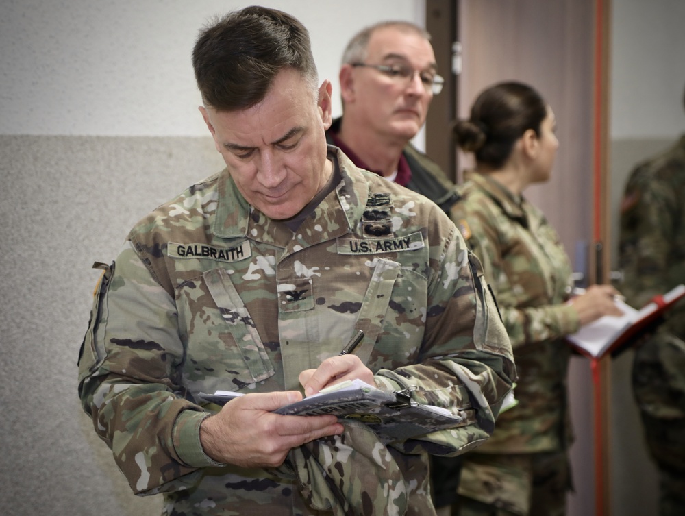 21st Theater Sustainment Command Deputy Commander visits the 91st BEB