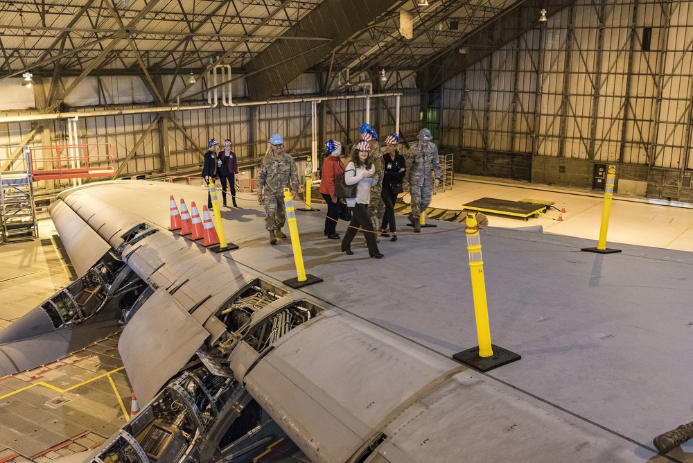 AMC civic leaders visit Team Dover