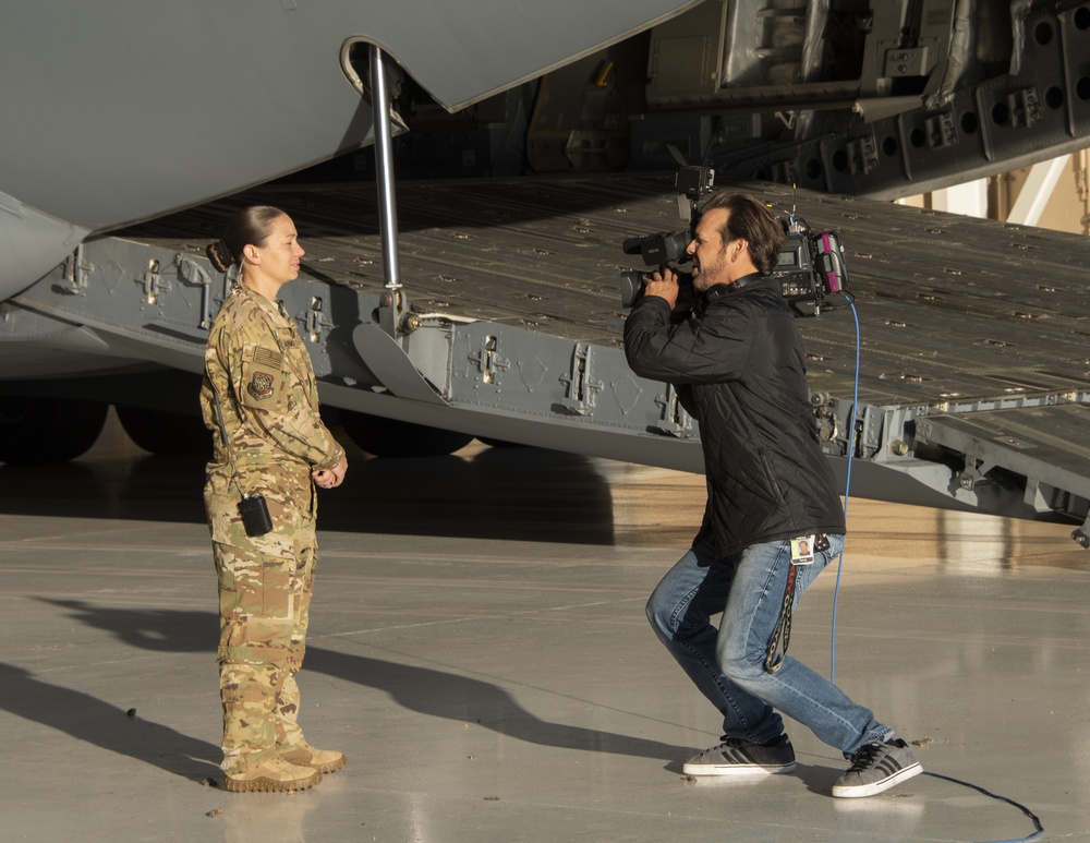 Media Event/JROTC Travis AFB Tour