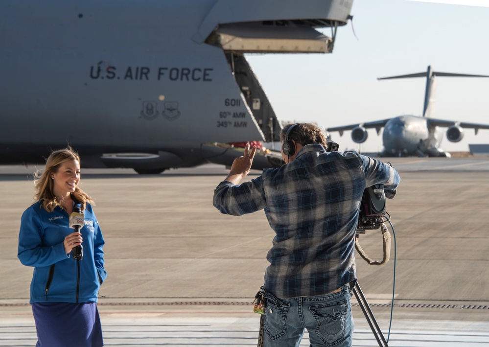 Media Event/JROTC Travis AFB Tour