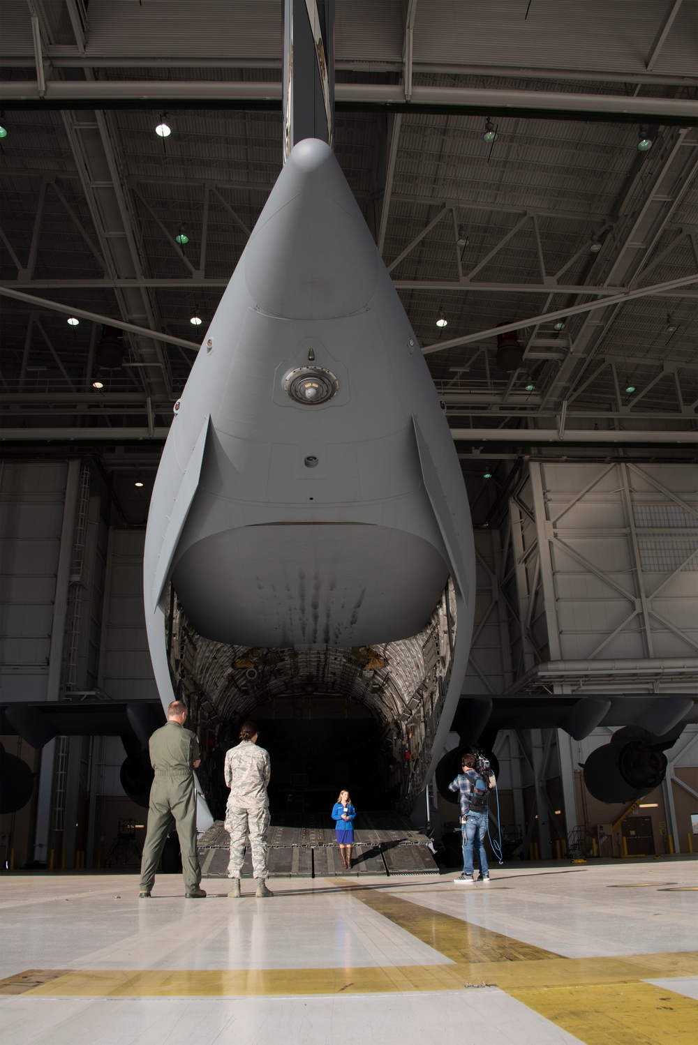 Media Event/JROTC Travis AFB Tour