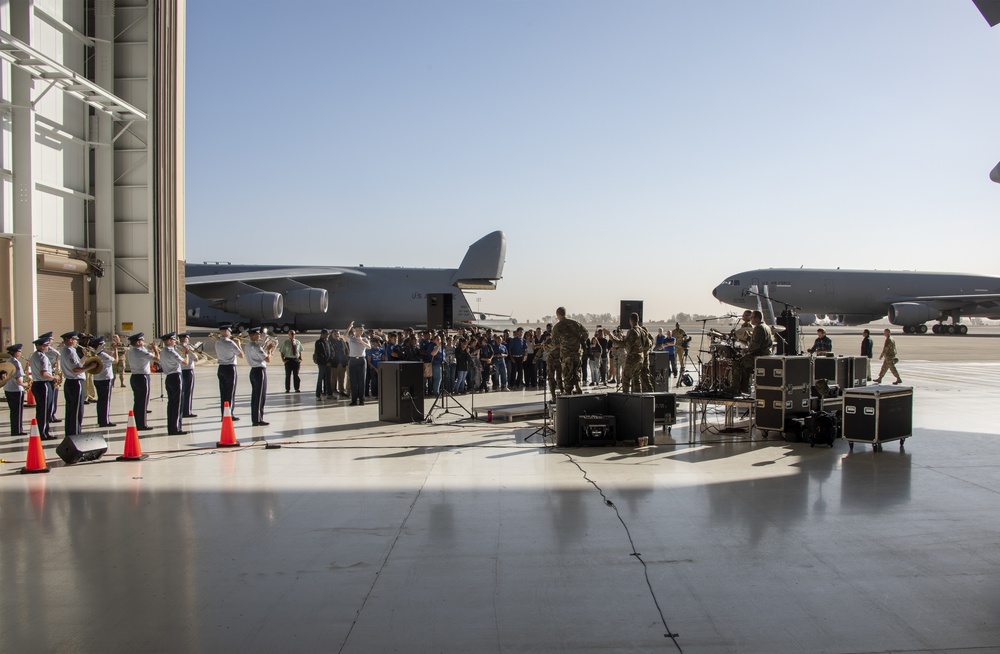 Media Event/JROTC Travis AFB Tour