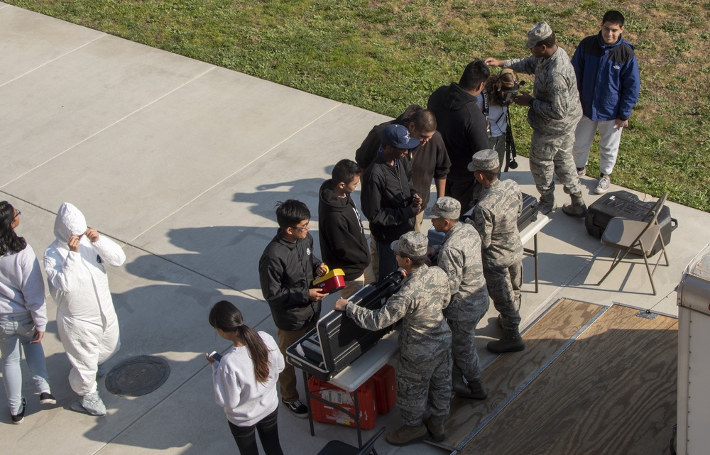 Media Event/JROTC Travis AFB Tour