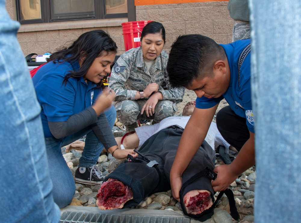 Media Event/JROTC Travis AFB Tour