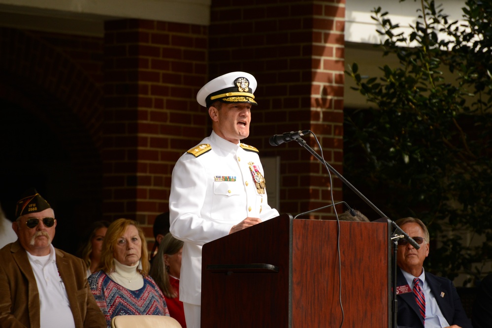 Commander, Submarine Group 10 Speaks at Veterans Day Ceremony on St. Simons Island