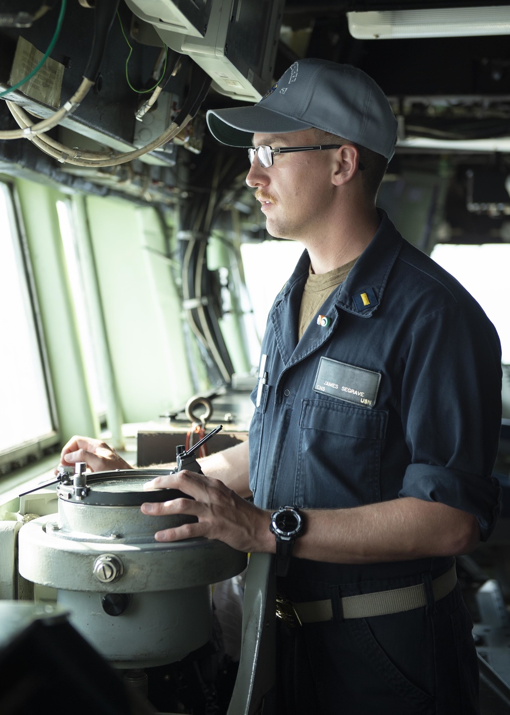 USS Arleigh Burke (DDG 51)