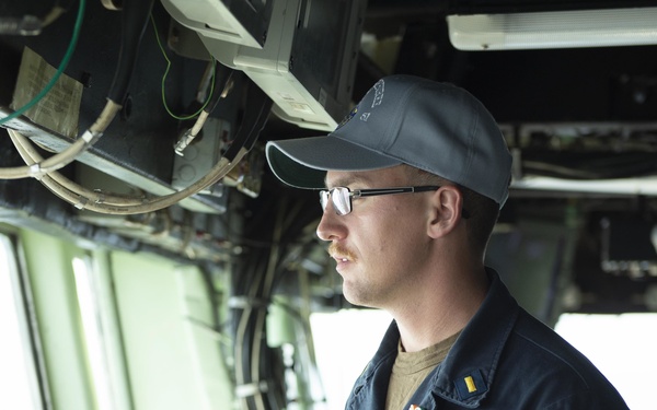 USS Arleigh Burke (DDG 51)