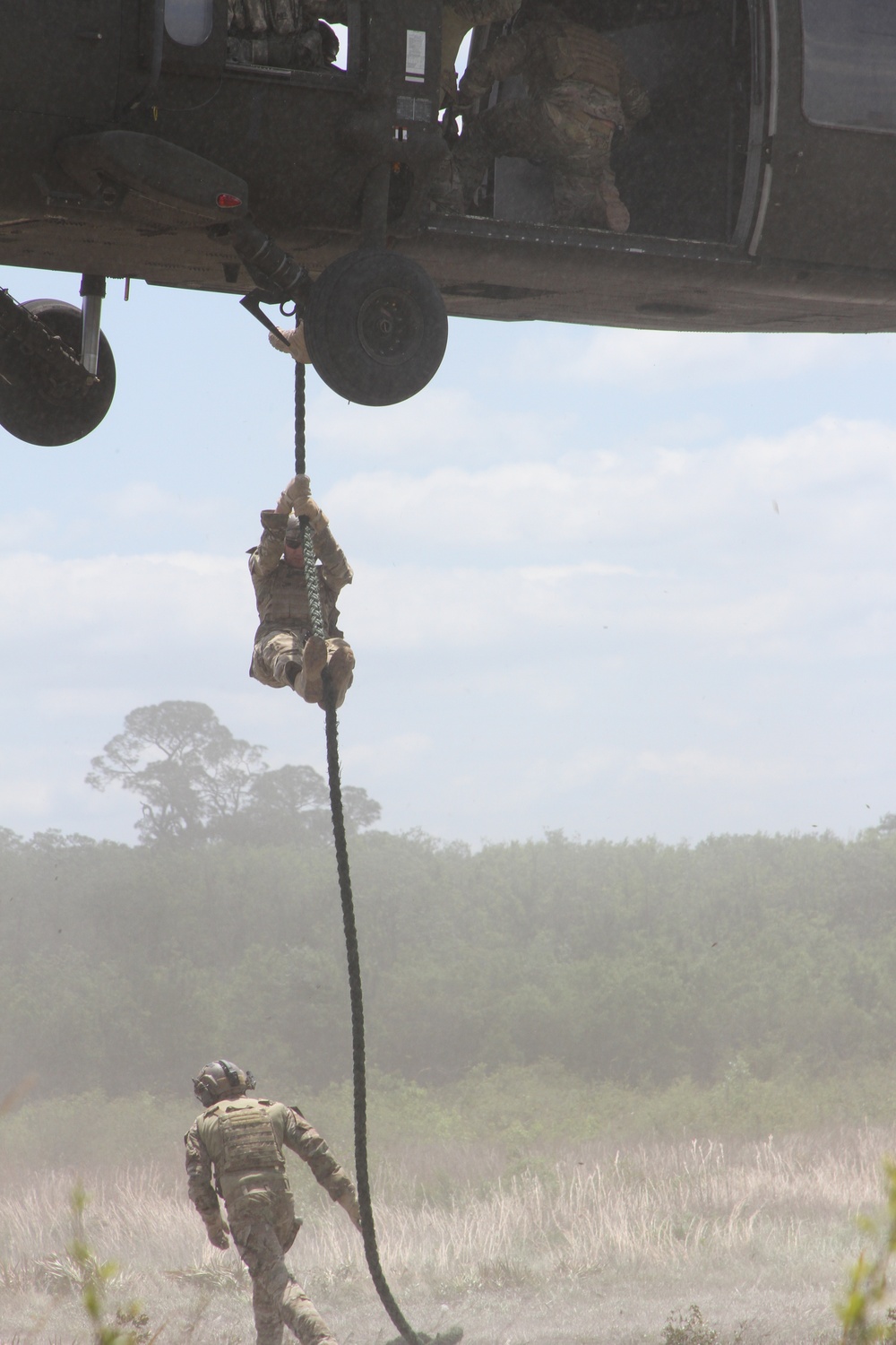 Soldiers Fast Rope