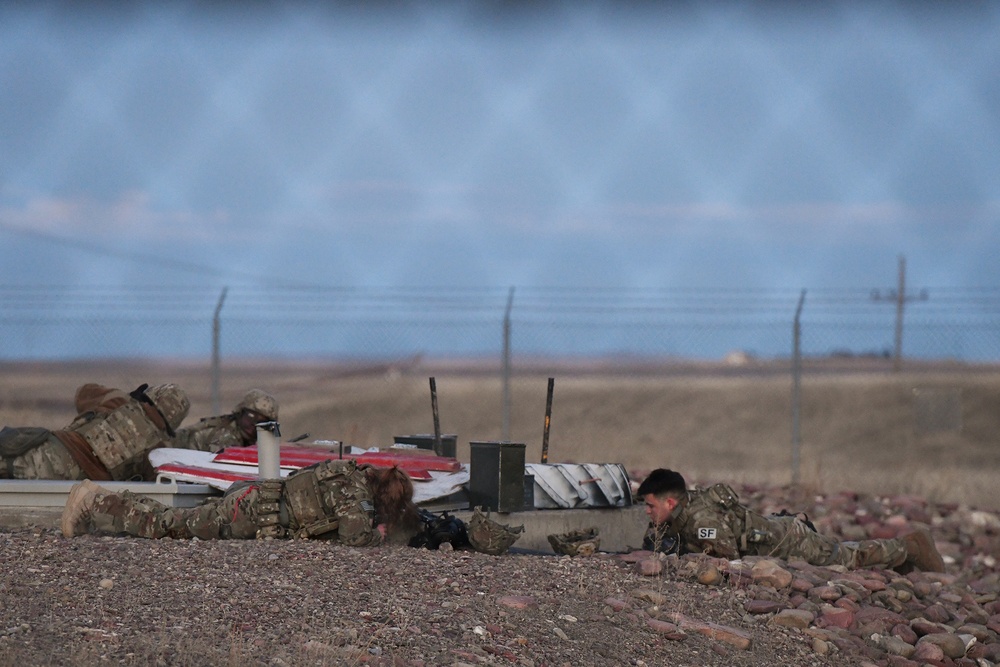 Members of the 341st Security Forces Group practice a launch facility recapture during Global Thunder 19, Oct. 30, 2018, at Malmstrom Air Force Base, Mont.