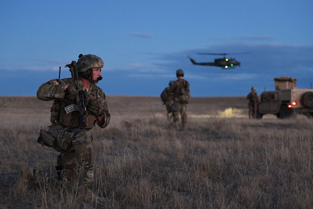 Members of the 341st Security Forces Group and the 40th Helicopter Squadron practice a launch facility recapture during exercise Global Thunder 19, Oct. 30, 2018, at Malmstrom Air Force Base, Mont.