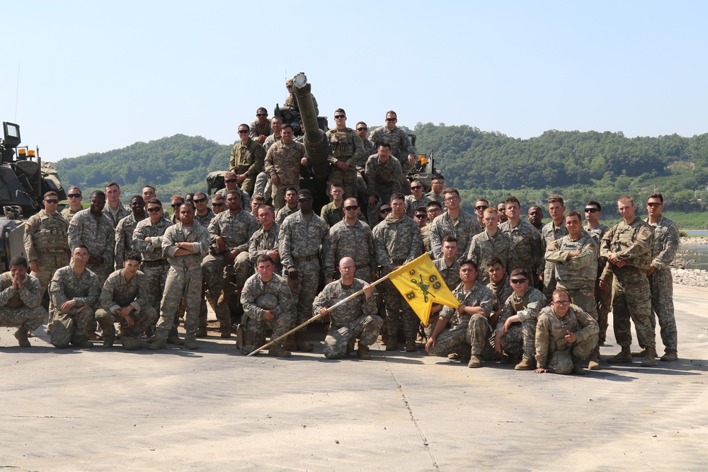 Raiders train on the Imjin River