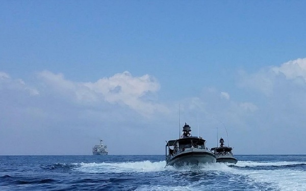 Task Group 68.6 with USNS Henry J. Kaiser (T-AO 187)