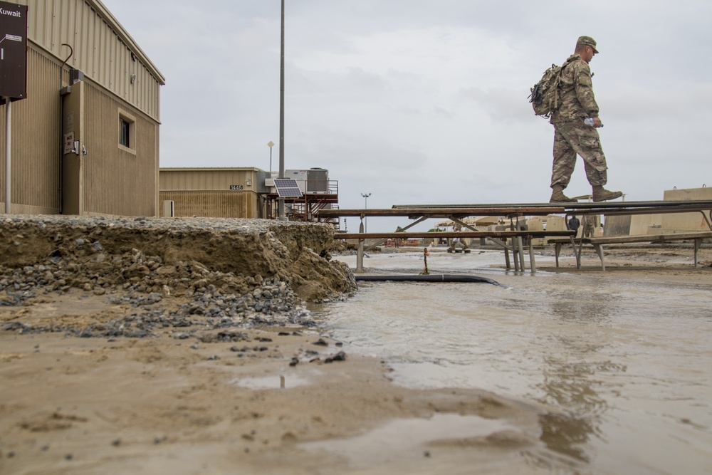 Soldiers Respond to Flooding at Camp Arifjan