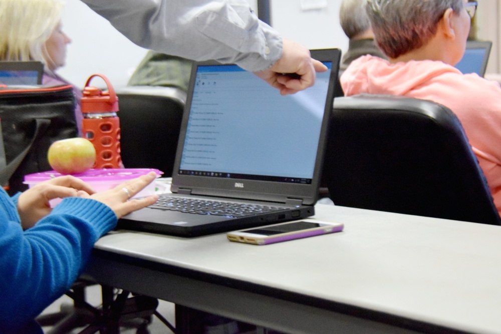 Buffalo District employees teach the use of &quot;Skype For Business&quot;