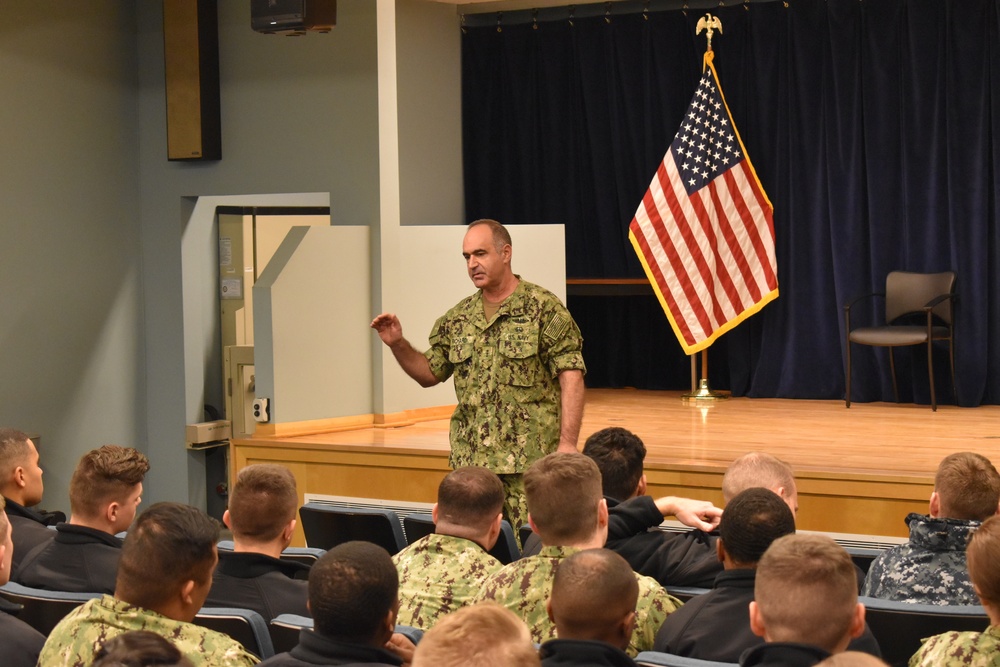 Vice Adm. Charles A. Richard Visits SUBASE New London