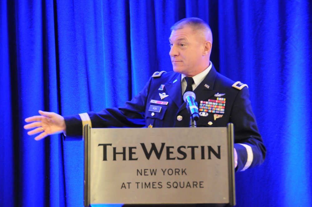 Army Reserve general rallies with veterans at corporate event