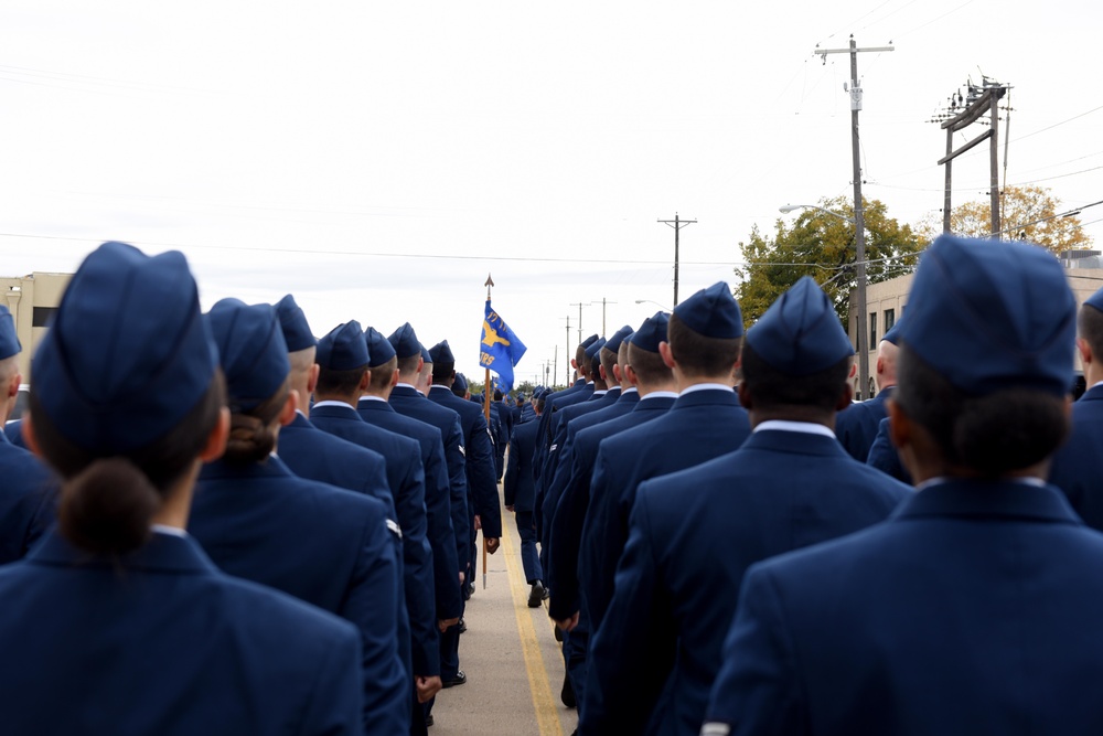 Photo Story – San Angelo honors veterans, retirees during 2018 Veterans Day Parade