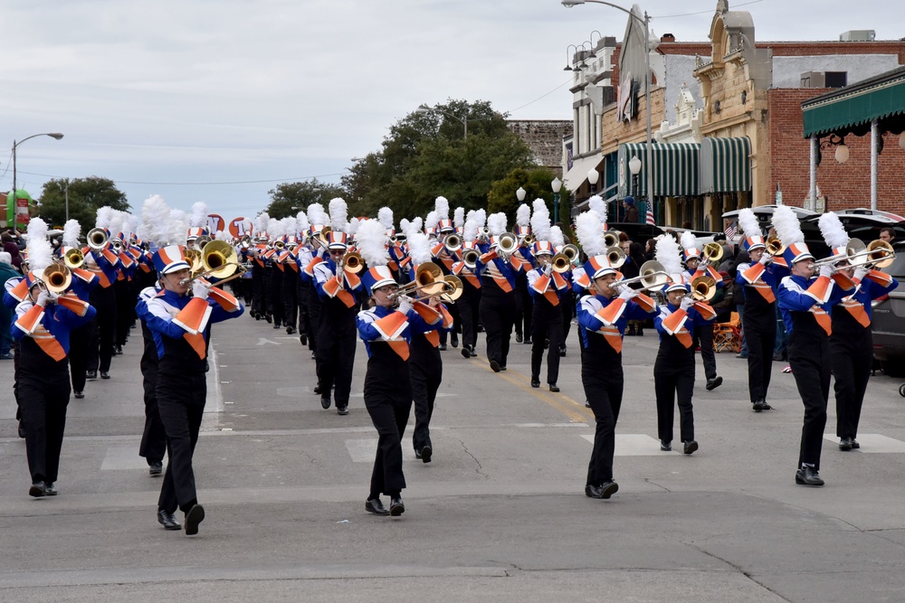 Photo Story - San Angelo honors veterans, retirees during 2018 Veterans Day Parade