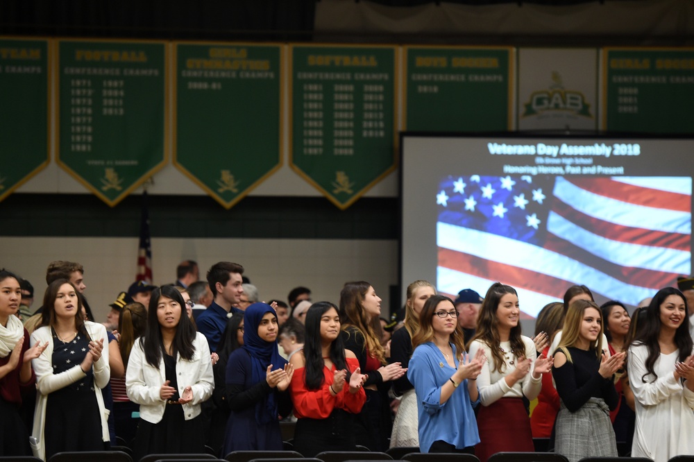 Local Chicago-land high school honors its veterans