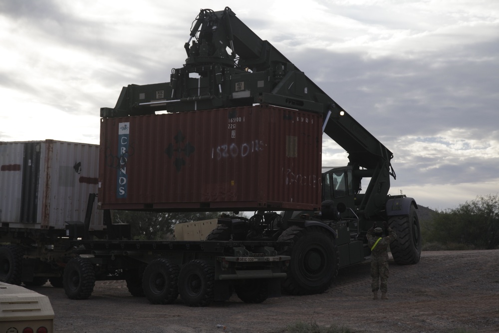 Soldiers strengthening the Lukeville Border