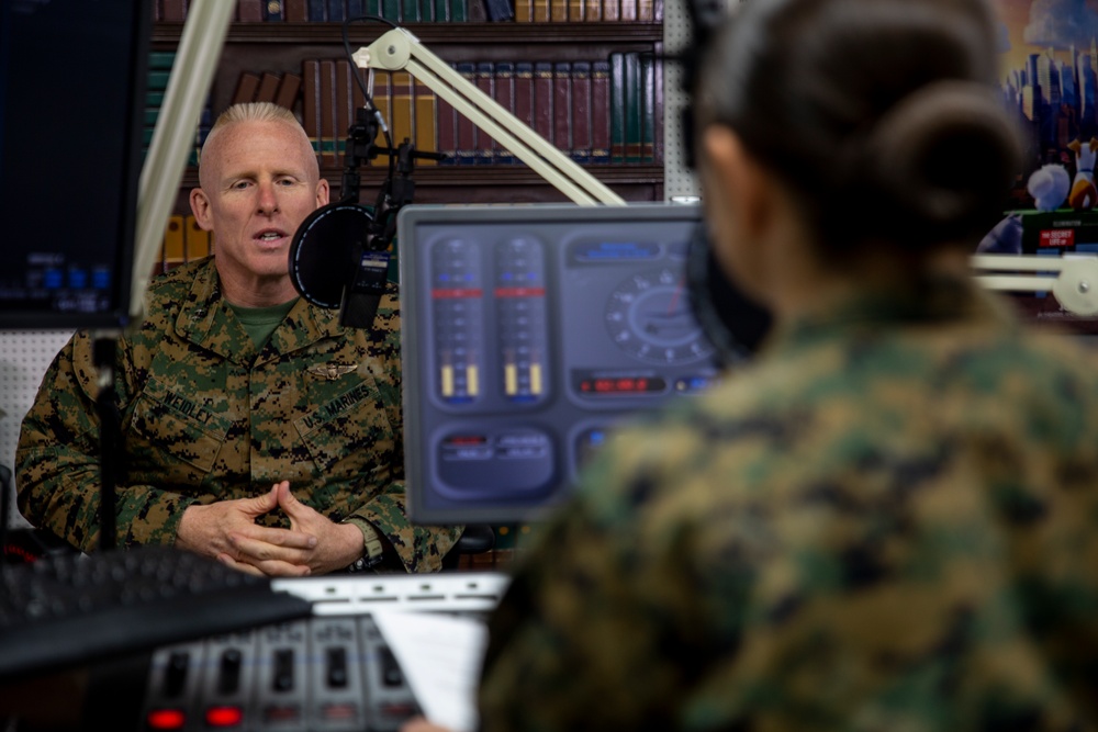 Maj. Gen. Weidley visits MAG-12