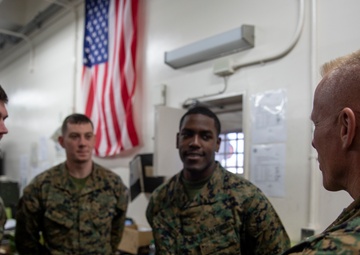 Maj. Gen. Weidley visits MAG-12