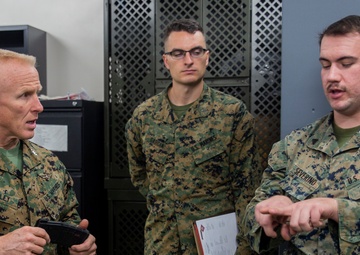 Maj. Gen. Weidley visits MAG-12