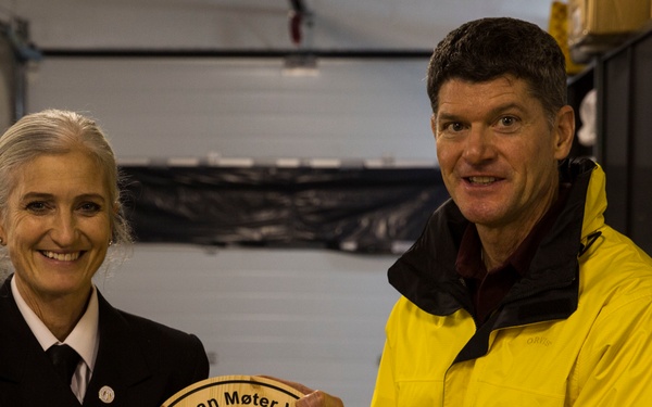 24th MEU, USS Iwo Jima volunteer in Norway after successful exercise