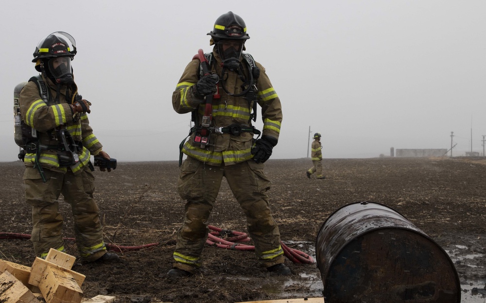 336th Engineer Detachment firefighters join Canadians, Romanians in plane crash emergency response exercise