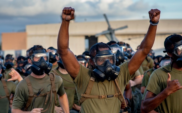 MAG-24 conducts gas mask run, MCBH