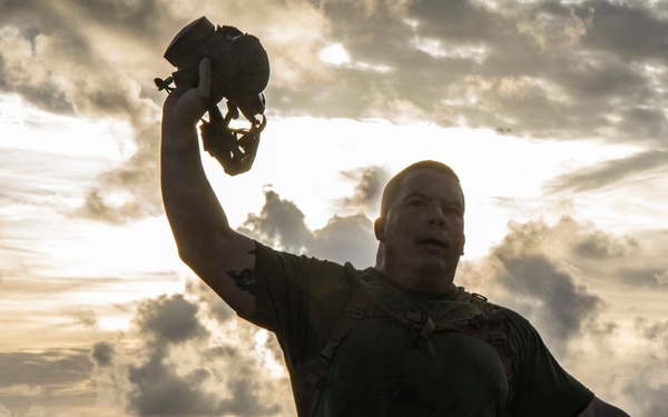 MAG-24 conducts gas mask run, MCBH