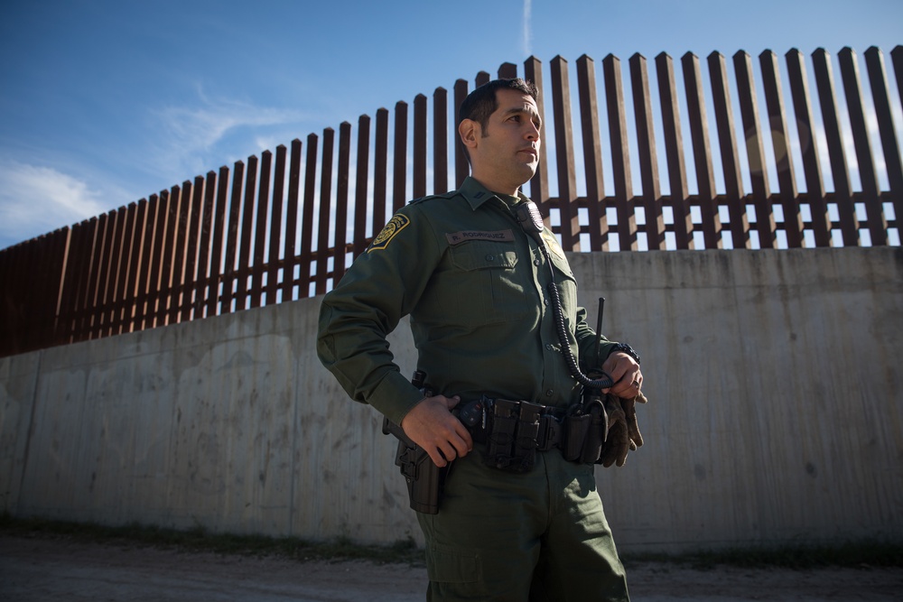 Dvids Images Us Border Patrol Arrests Aliens Illegally Entering The United States Image 3 
