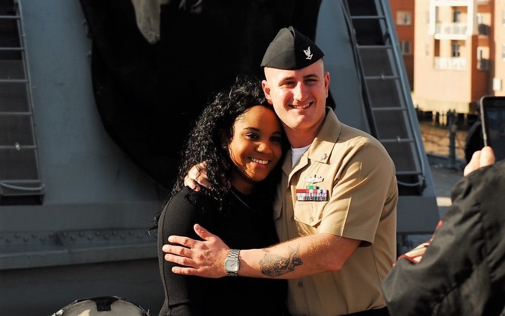 An afternoon re-enlistment aboard the USS Wisconsin (BB 64)