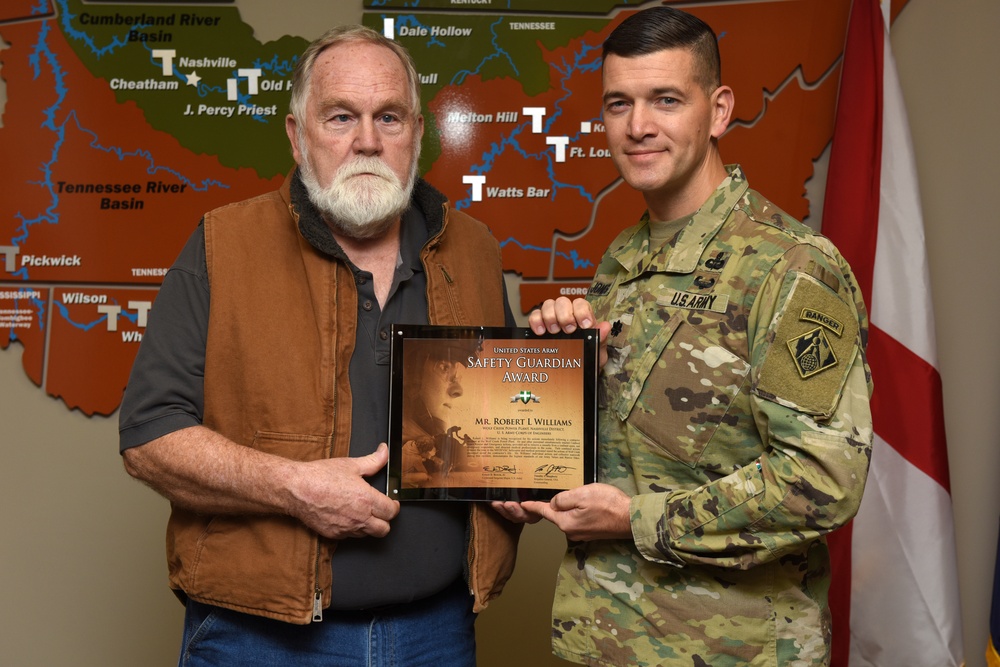 Power team recognized as Army safety guardians