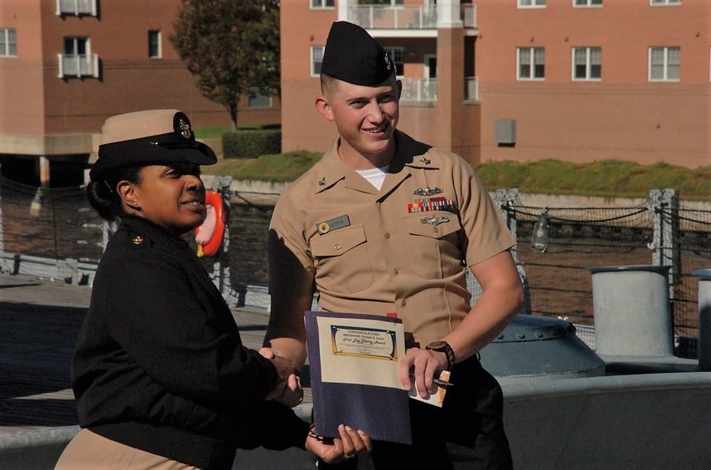 Naval Museum hosts an afternoon re-enlistment