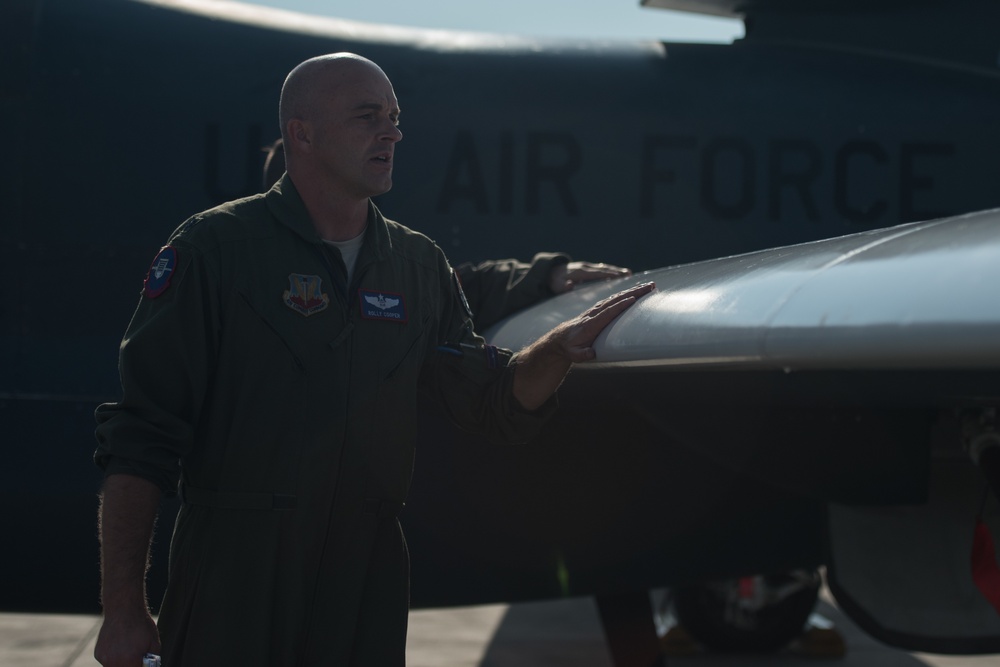 7RS RQ-4 Global Hawk launch