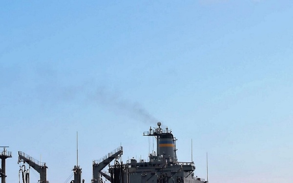 Task Group 68.6 Sailors prepare to rendezvous with the USNS Laramie