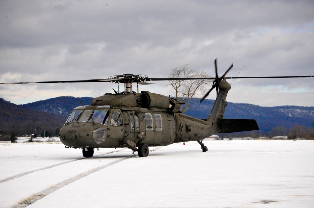 Black Hawk lands in snow