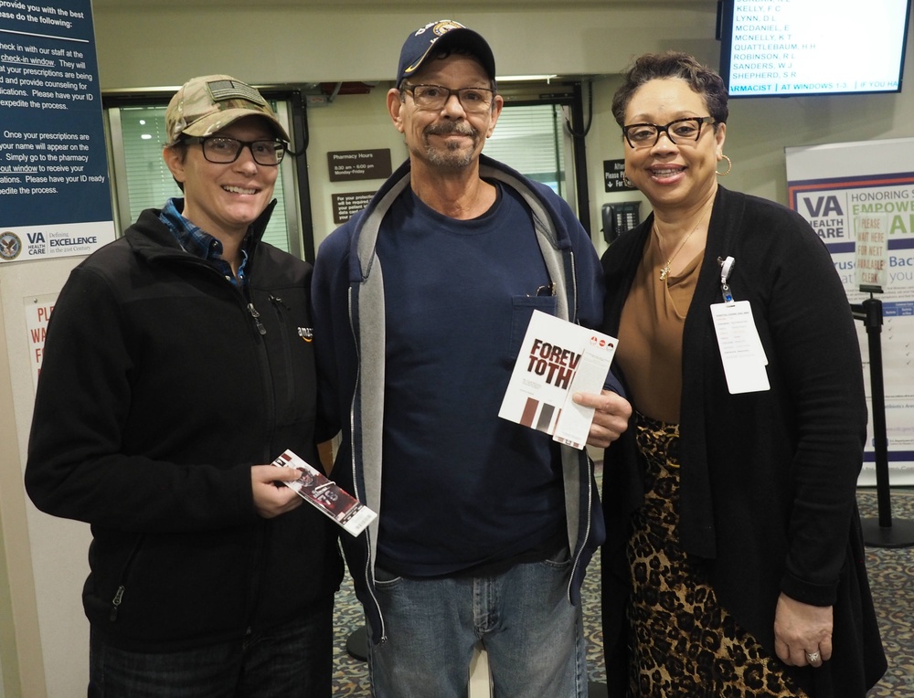 Gamecocks fans answer challenge for Veterans