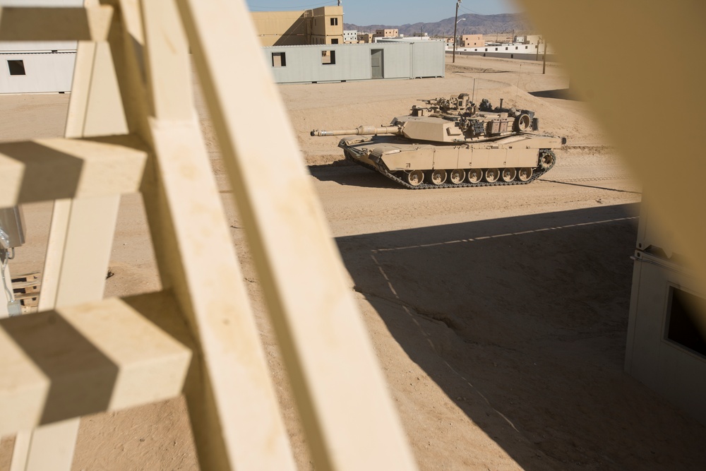 Marines of 1/8 perform urban clearing operations during ITX 1-19