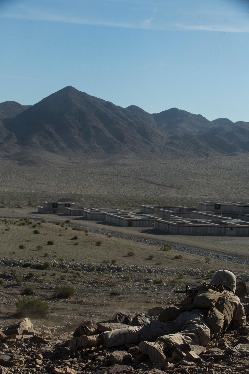 Marines of 1/8 perform urban clearing operations during ITX 1-19