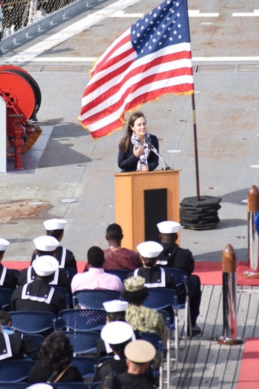 Naval Museum hosts a naturalization ceremony