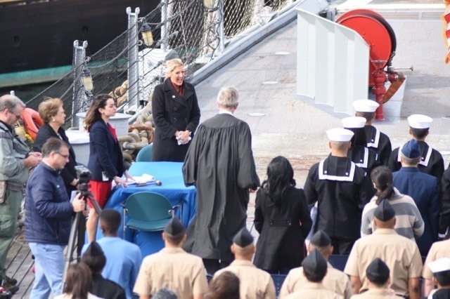 Naval Museum hosts a naturalization ceremony