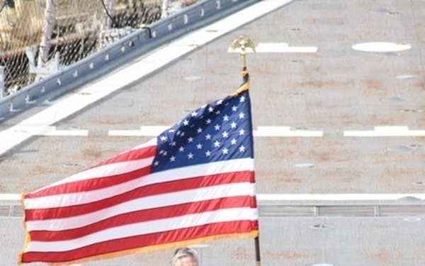 Naval Museum hosts a naturalization ceremony
