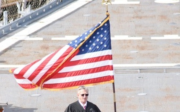 Naval Museum hosts a naturalization ceremony